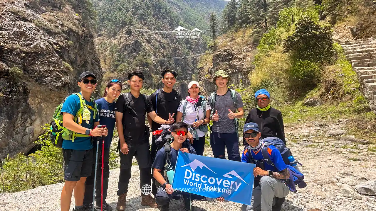 Near Hillary Suspension Bridge