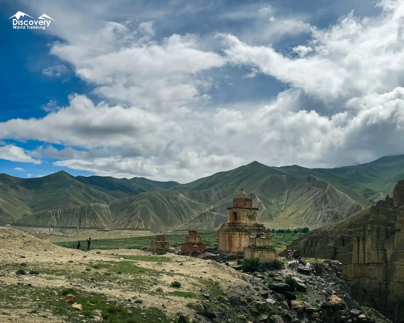 Ancient ruins on arid trail to Charang, Mustang.