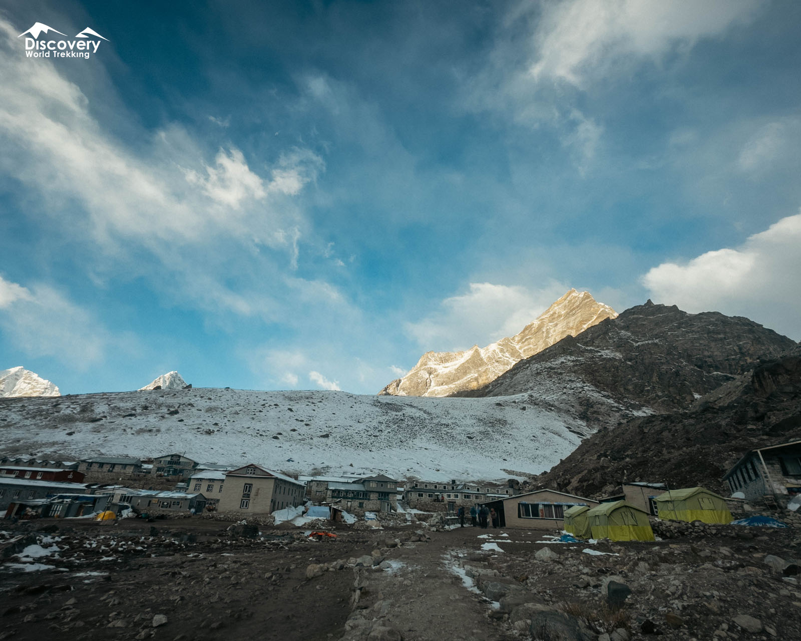 Lodges in Lobuche