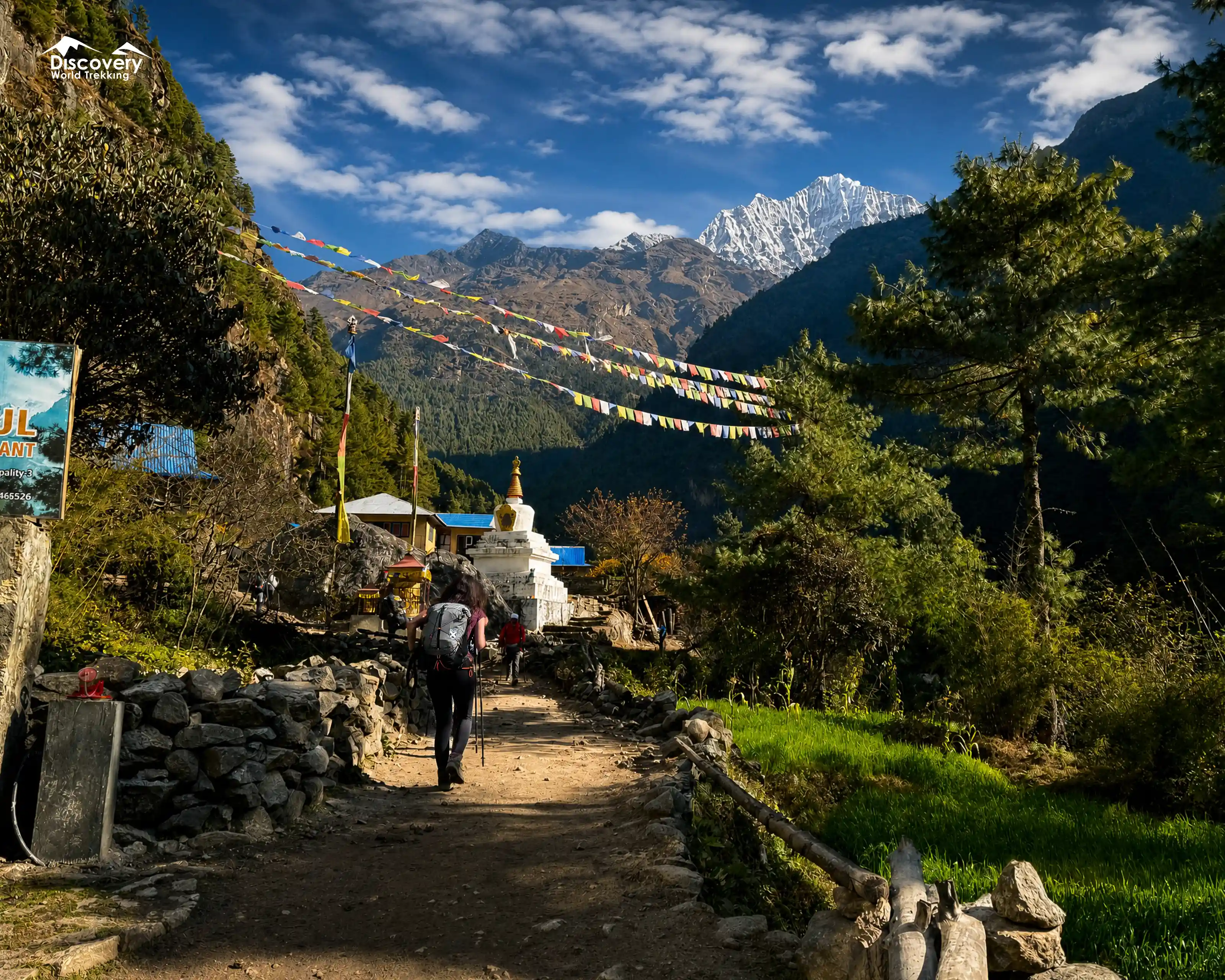 Along the Phakding Route